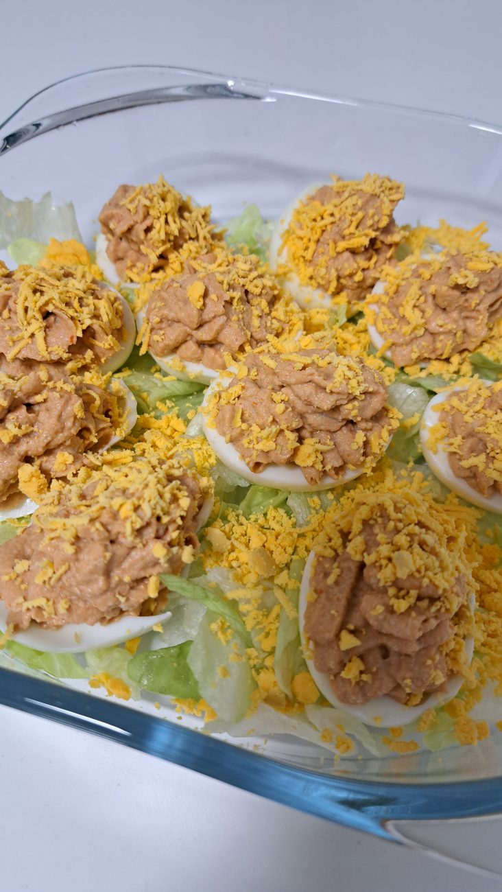 Huevos rellenos